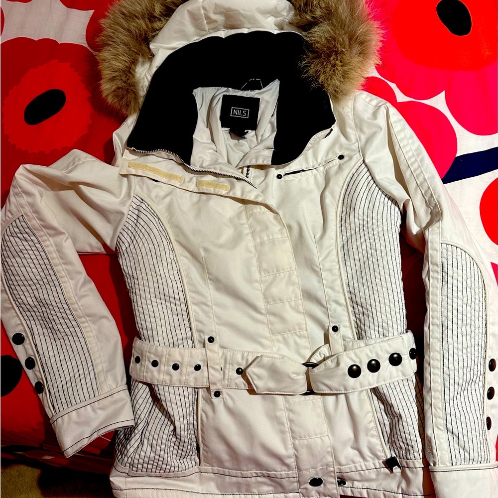 Ladies NILS size 6 awesome fur trim ski Parka